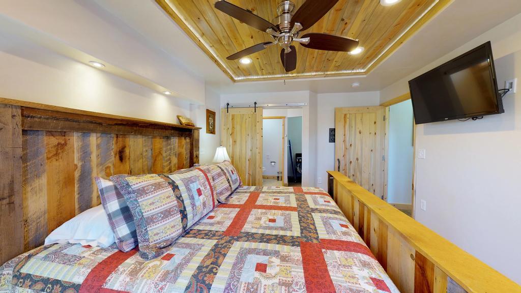 The Cedars Country Cottage, Solitude, Amazing Night Skies!! 布兰丁 外观 照片